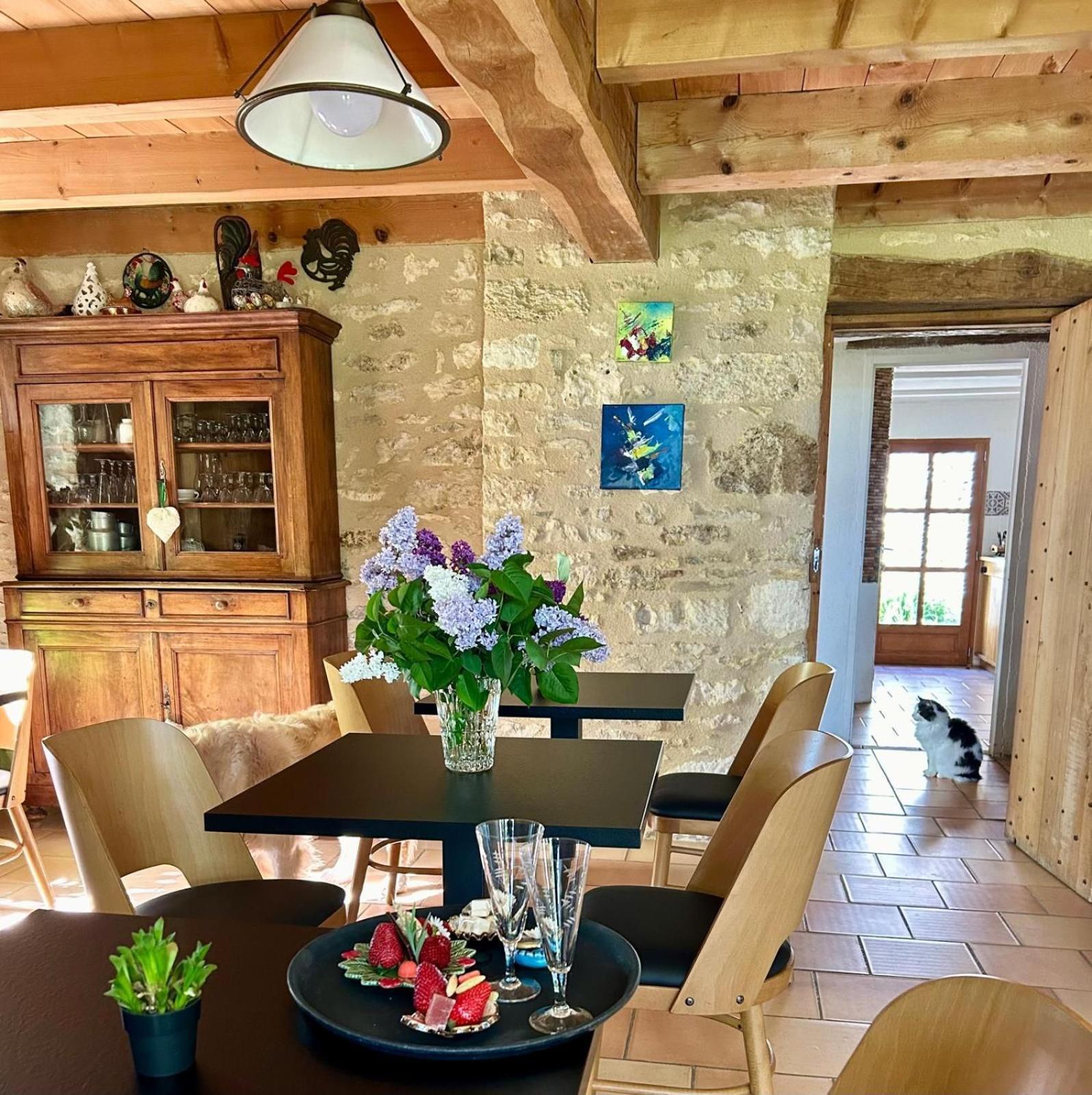 Le Clos Pastel Chambres D'Hotes & Gite Virac Exterior foto